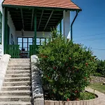 Tervey-villa Διαμέρισμα Révfülöp