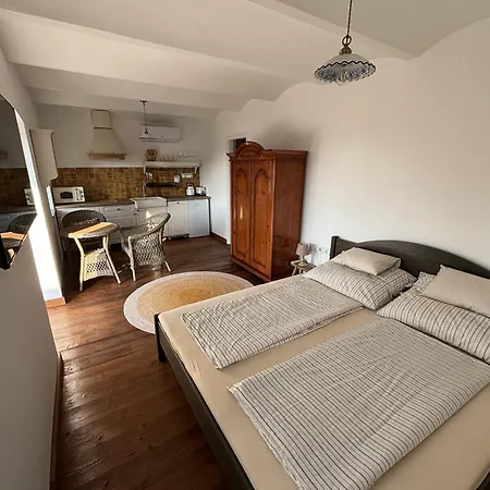 Apartment Tervey-villa Révfülöp