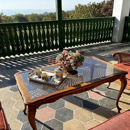 Tervey-villa شقة *