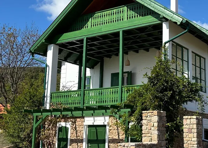 Tervey-villa Révfülöp