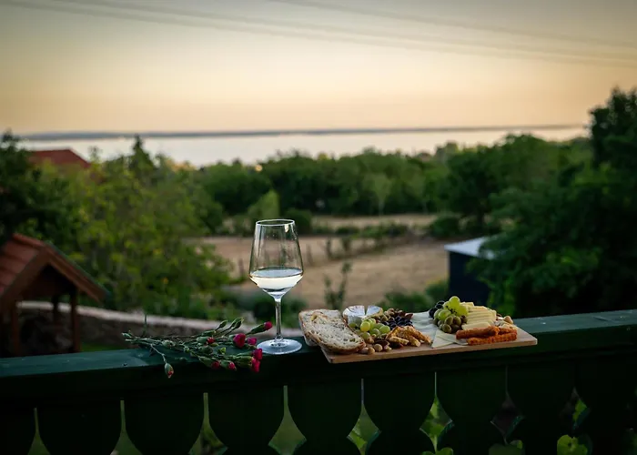 Apartment Tervey-villa Révfülöp